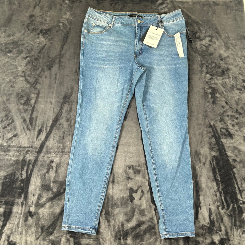 NWT Tahari Jamie Roll Cuff Skinny Jeans Womens 16 Blue Roanne Wash Denim